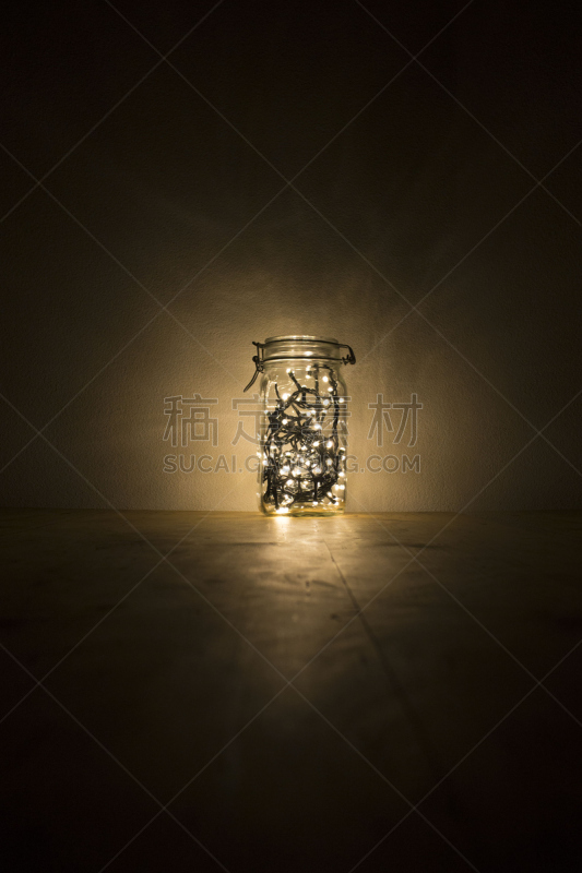 让,照明设备,脐钉,垂直画幅,水,天空,夜晚,古老的,鸡尾酒,曙暮光
