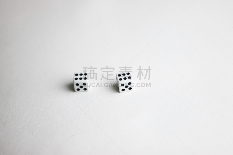 骰子,桌子,风险,赌桌,休闲游戏,损失,立方体形状,休闲活动,危险,进行中
