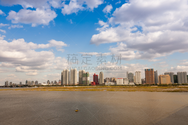 地形,天空,水平画幅,景观设计,建筑,无人,蓝色,城市天际线,哈尔滨,建筑外部