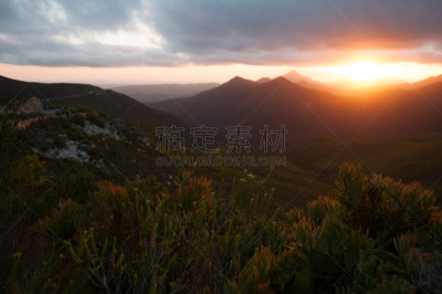山脉,在上面,天空,水平画幅,高视角,无人,曙暮光,夏天,尖峰,户外