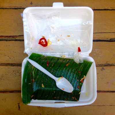 冷食类,泡沫饮料,盒子,撕破的,取食签,聚苯乙烯,午餐盒,咬过,混沌,古老的
