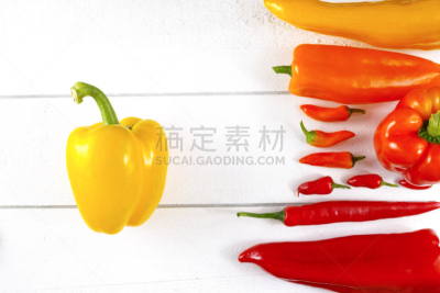 椒类食物,辣椒粉,黄色,多样,多色的,墨西哥青辣椒,serrano chilli pepper,红辣椒粉,波布拉诺辣椒,泽拉诺辣椒