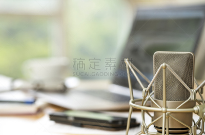 新闻记者,办公室,留白,笔记本电脑,特写,书桌,概念,手机,传媒,前面