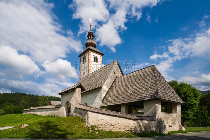 julian alps,斯洛文尼亚,波悉尼,天空,草地,水平画幅,建筑,无人,乡村