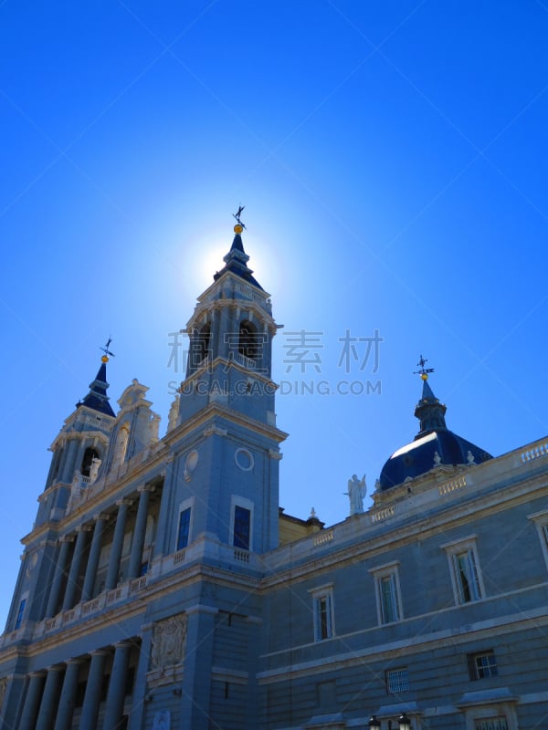 马德里,垂直画幅,纪念碑,教堂,建筑,无人,宫殿,全景,城市天际线,大教堂