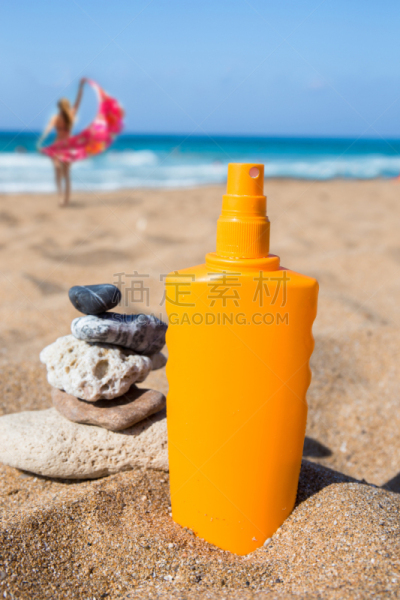 喷雾罐,防晒霜,垂直画幅,克里特岛,沙子,无人,蓝色,夏天,太阳,业余爱好