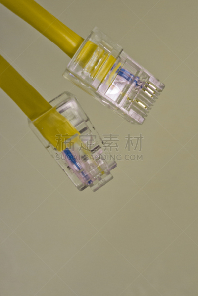 互联网,交情很深,垂直画幅,新的,易接近性,无人,使用电脑,商店,城市,友谊
