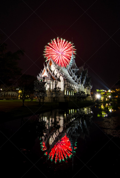 焰火,北揽,垂直画幅,夜晚,无人,北榄府,户外,泰国,滨水,都市风景