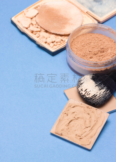 彩妆,边框,粉底,商品,蓝色背景,个人随身用品,垂直画幅,选择对焦,美,留白