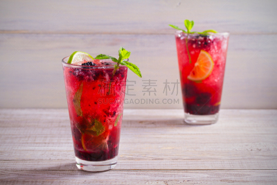 莫吉托,酸橙,浆果,黑刺莓,背景,薄荷,木制,水,水平画幅,无人