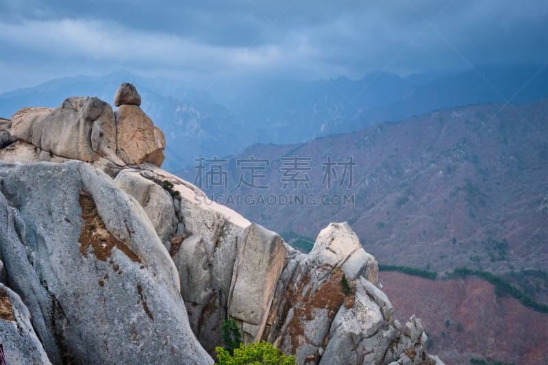 岩石,国家公园,南,看风景,雪岳山,环境,巨石,韩国,暴风雨,朝鲜半岛