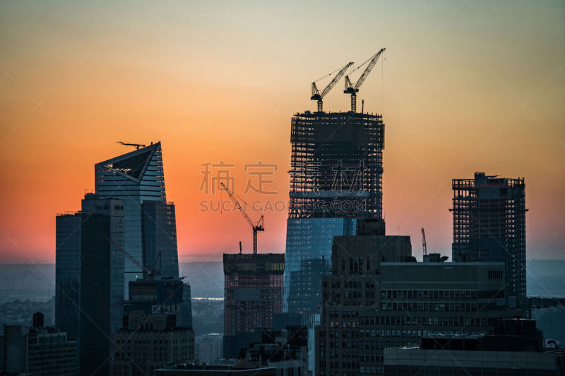 Cranes over Hudson Yards