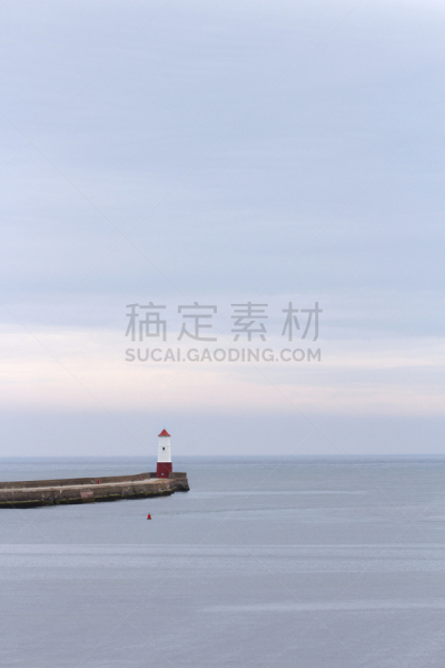 贝里克上特威德,灯塔楼,挡土墙,码头周围,垂直画幅,天空,留白,码头,无人,海港