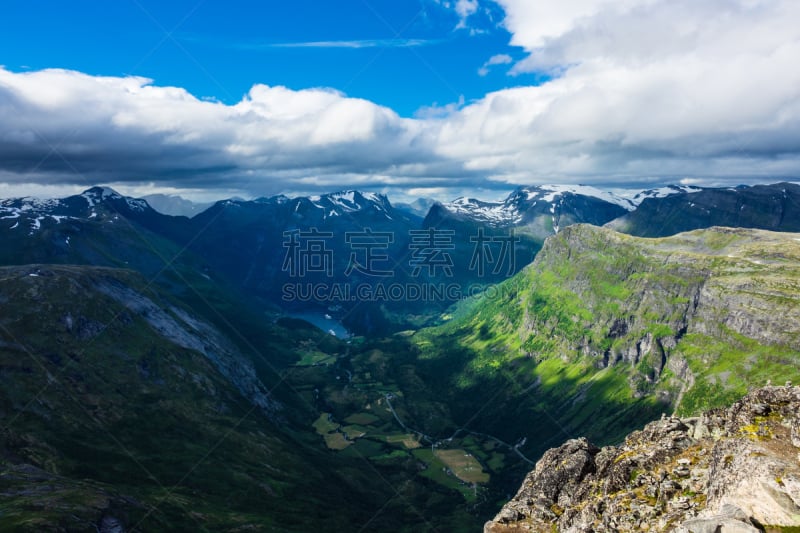 挪威,山,看风景,旅途,斯堪的纳维亚半岛,云,雪,默勒-鲁姆斯达尔,石头,休闲活动