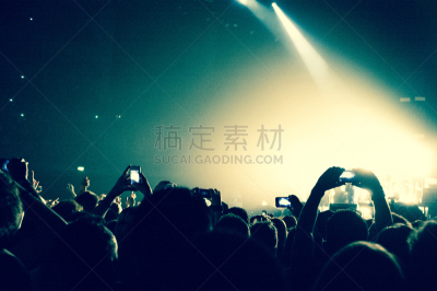 流行音乐会,手机,舞台灯光,参观者,群众,留白,水平画幅,人群,音乐节,夜生活