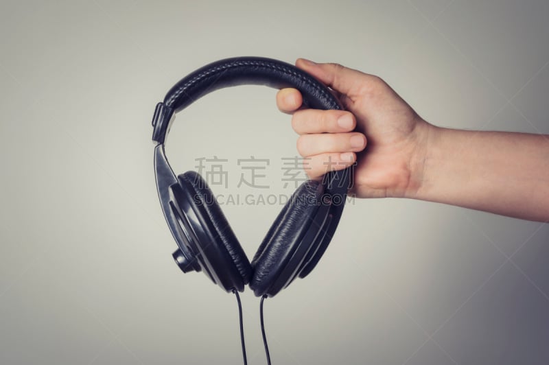 耳机,个人随身用品,留白,朋克音乐,水平画幅,聚会的音乐主持人,古典式,白人,特写