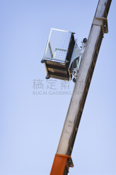电梯,小的,货梯,垂直画幅,天空,留白,橙色,工作场所,蓝色,金属