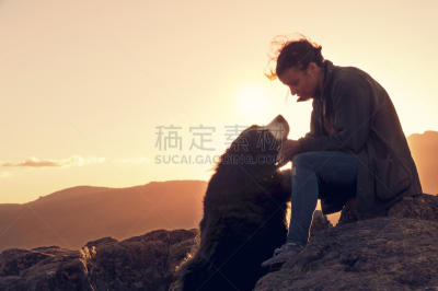 宠物,青年女人,自然美,自然,女人,水平画幅,脖颈相缠,人,户外,友谊
