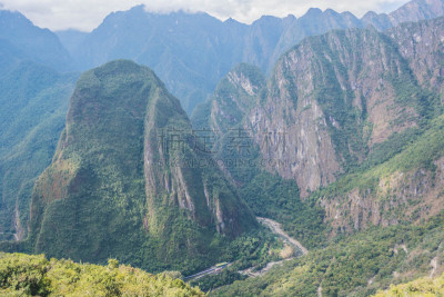 马丘比丘,地形,看风景,自然美,印加人文明,库斯科市,水平画幅,无人,铁轨轨道,早晨