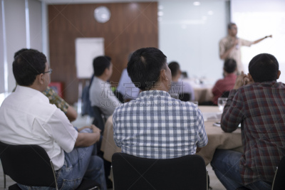 观众,演说家,非凡的,仅成年人,青年人,主持人,指导教师,教练,专业人员