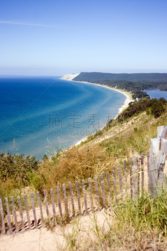 海滩,熊,密歇根,垂直画幅,水,天空,禅宗,休闲活动,山,海港