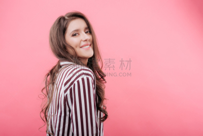 女人,注视镜头,可爱的,彩色背景,肖像,一个人,从容态度,现代,面部表情,完美