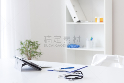 诊疗室,空的,医疗文件,医疗器械,仅一朵花,办公椅,书桌,架子,听诊器,实验服