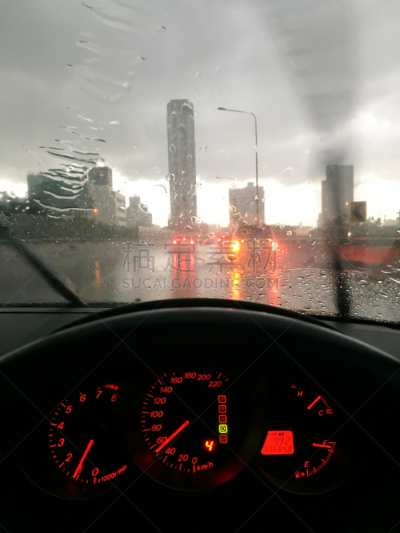 雨,计程表,风档刮水器,仪表板,滑的,季候风,垂直画幅,迅速,无人,驾车