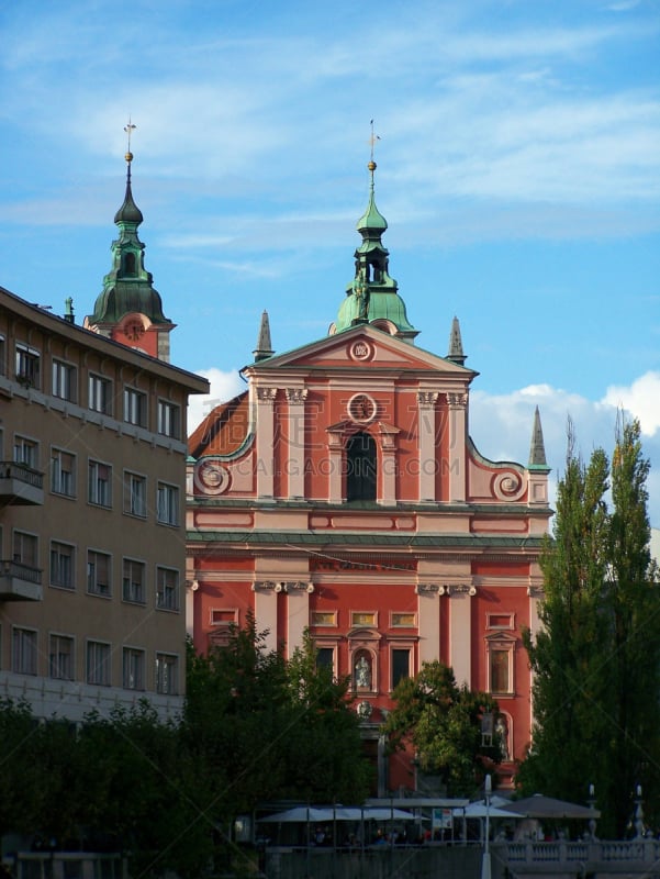 卢布尔雅那,Franciscan Church of the Annunciation,垂直画幅,纪念碑,天空,建筑,无人,蓝色