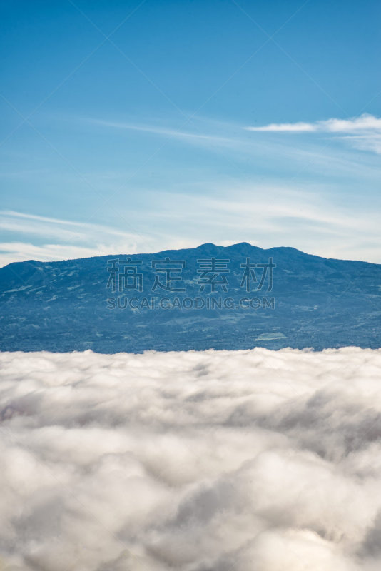 山,云景,在上面,巴尔瓦火山,赫瑞迪尔省,哥斯达黎加,床,垂直画幅,在下面,无人