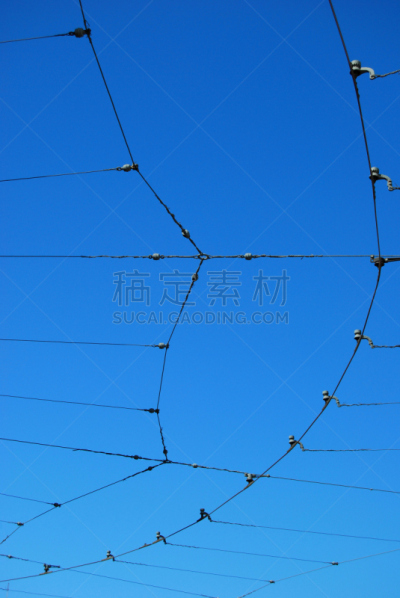 天空,有线的,电缆,垂直画幅,能源,无人,跳线电缆,半空中,偏远的,干净