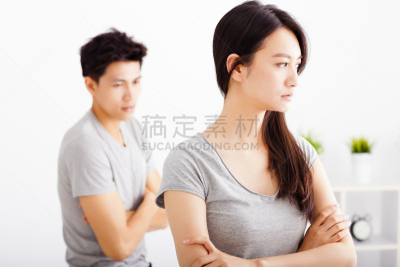 起居室,青年伴侣,不理的,修改系列,美,悲痛,水平画幅,美人,情绪压力,伴侣