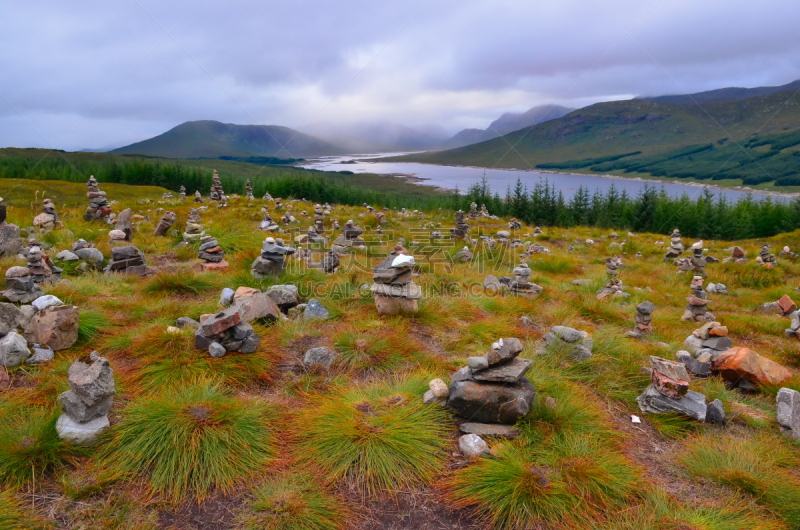 戏剧性的景观,风景,湖,苏格兰高地,奎朗峰,斯凯岛,苏格兰,山谷,山脊