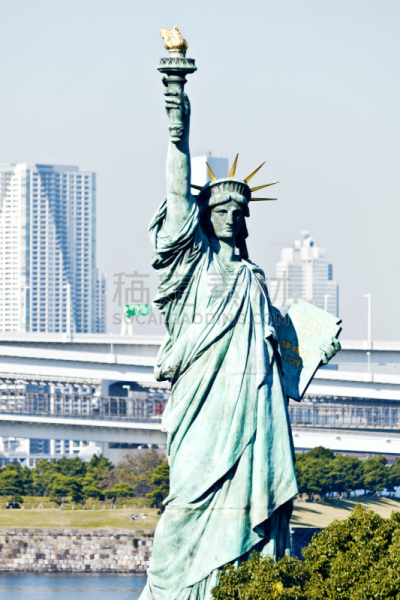 东京,自由女神像,自由女神复制像,statue of liberty replic,东京彩虹桥,台场,城市生活,色彩鲜艳,户外,城市