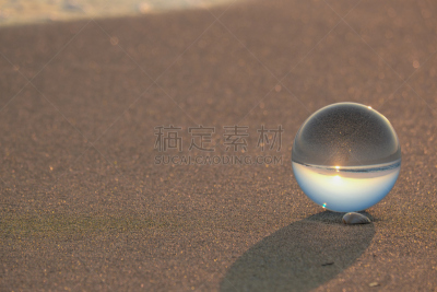 水晶球,水平画幅,无人,上下颠倒,普利亚区,户外,光,太阳,爱奥尼亚海,海滩