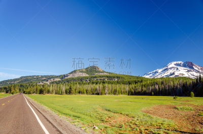 南姐妹峰,公路,天空,俄勒冈州,俄勒冈郡,水平画幅,山,雪,无人,本德镇