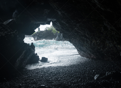 哈纳,洞穴,毛伊岛,建筑物门,在活动中,瓦讷帕纳帕州立公园,夏威夷,水,公园,水平画幅