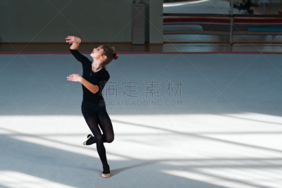 女孩,舞蹈,艺术体操,走廊,演出服,芭蕾舞者,芭蕾舞,青少年,学校体育馆,四肢
