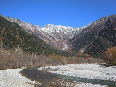 长野县,日本,日本阿尔卑斯山脉,寒冷,梓川,彩色背景,风,霜,雪,林区
