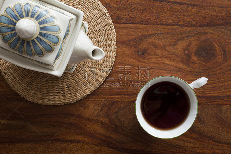 桌子,木制,茶杯,褐色,茶树,芳香的,水平画幅,茶碟,干的,饮料