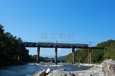 火车,白色,天空,水平画幅,无人,蓝色,日本,铁轨轨道,崎玉县,长土吕