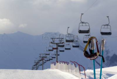 滑雪杖,滑雪缆车,滑雪坡,雪,雪板,脉搏图,运动,雪山,极限运动,云