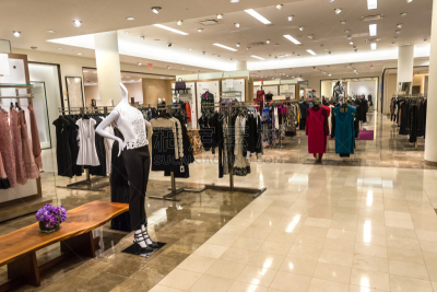 服装店,女人,百货公司,品牌服装,商店,室内,女性形象,水平画幅,架子,支架