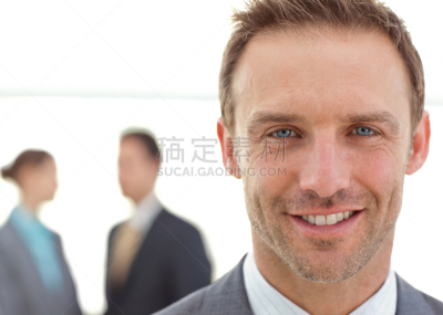 男商人,前面,注视镜头,团队,快乐,办公室,美,脑风暴,水平画幅,会议