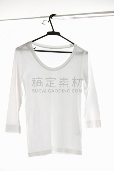支架,衣架,垂直画幅,室内,静物,无人,衬衫,衣服,t恤,干净