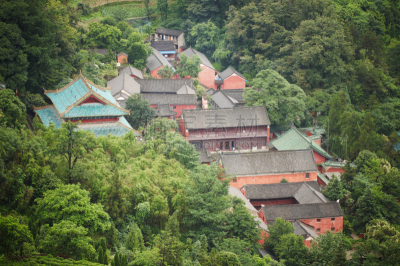 寺庙,武当山,太极,连栋房屋,棕褐色调,瓦,灵性,雾,古董,水平画幅