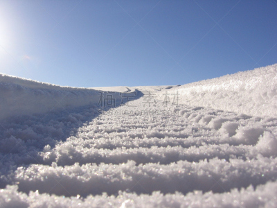 雪上汽车运动,滑雪痕,迅速,水平画幅,雪,无人,原野,单车道,户外,冰