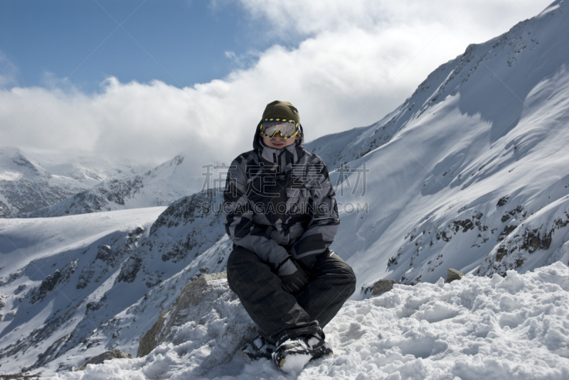 滑雪板,周末活动,雪板,运动,极限运动,仅男人,25岁到29岁,仅一个男人,坐,站