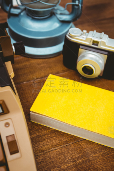 打字机,过时的,看风景,相机,平衡折角灯,信息提示点,垂直画幅,留白,古董,影片