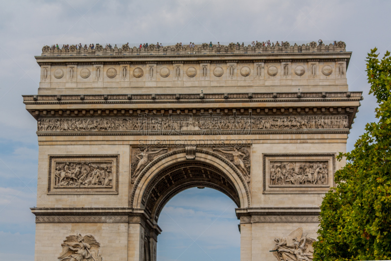 The Arc de Triomphe de l'Étoile (Triumphal Arch of the Star) at the western end of the Champs-Élysées, Paris, France